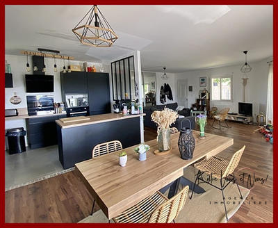 Maison contemporaine - 122 m² - 5 pièces