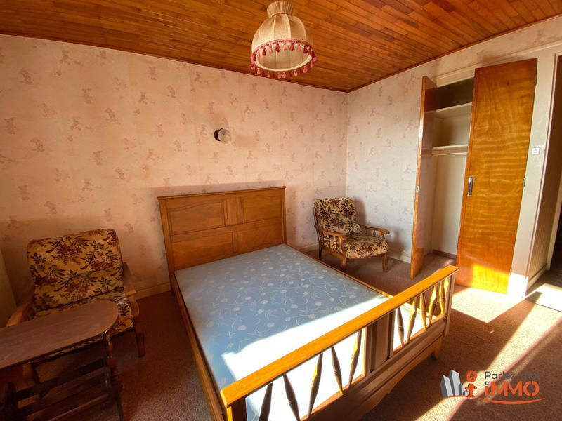 Maison - 166 m² - 9 pièces