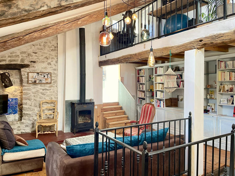 Maison - 152 m² - 6 pièces