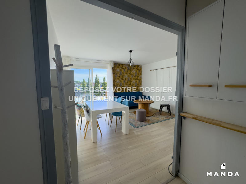 Chambre - 10 m² - 4 pièces