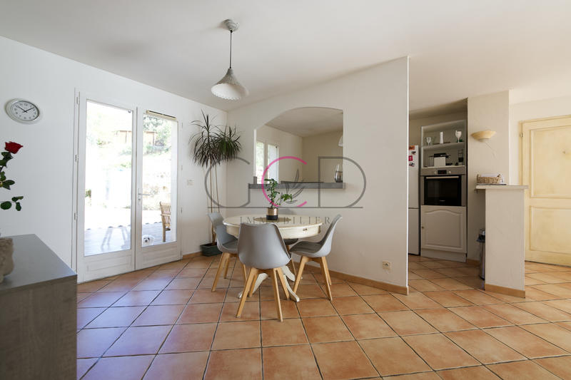 Villa - 105 m² - 5 pièces