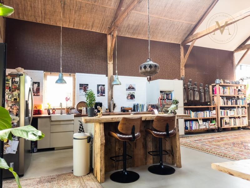 Propriété - 290 m² - 8 pièces