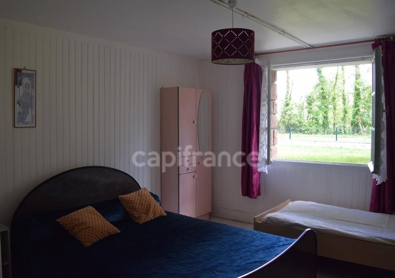 Maison - 120 m² - 10 pièces