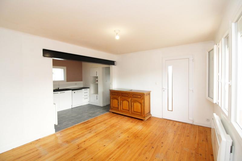 Maison traditionnelle - 67 m² - 4 pièces