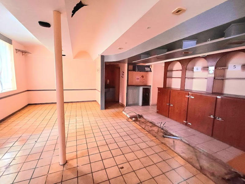 Immeuble - 245 m² - 10 pièces