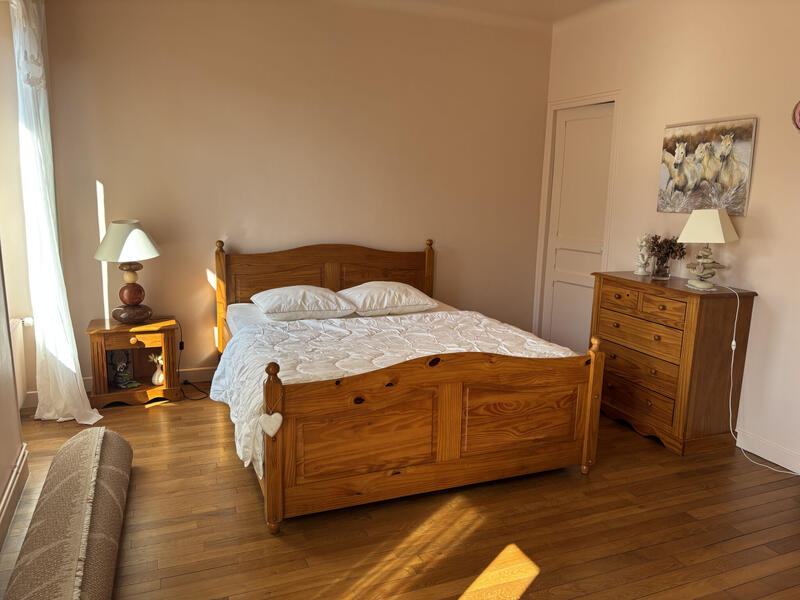 Maison - 185 m² - 6 pièces