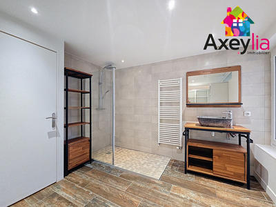 Appartement - 137 m² - 3 pièces