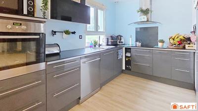 Maison - 89 m² - 5 pièces