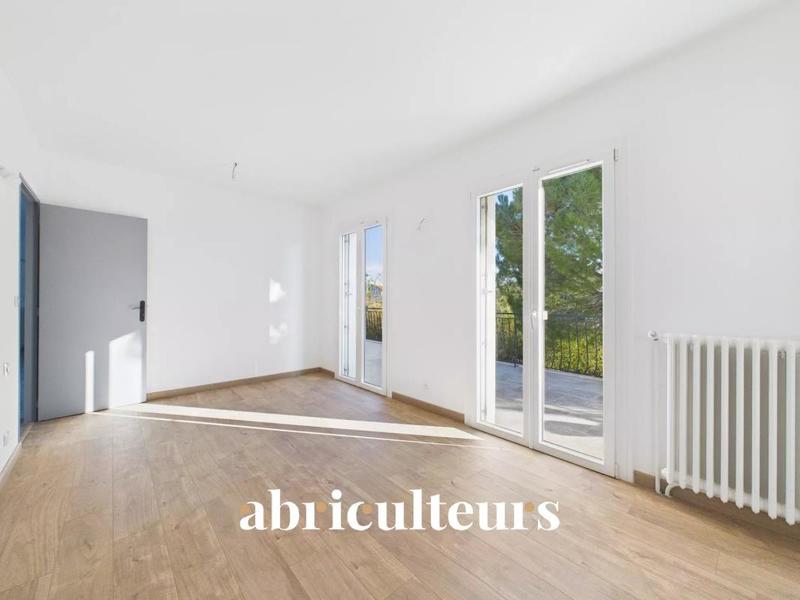 Maison - 180 m² - 4 pièces