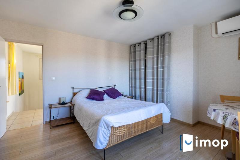 Maison - 190 m² - 7 pièces