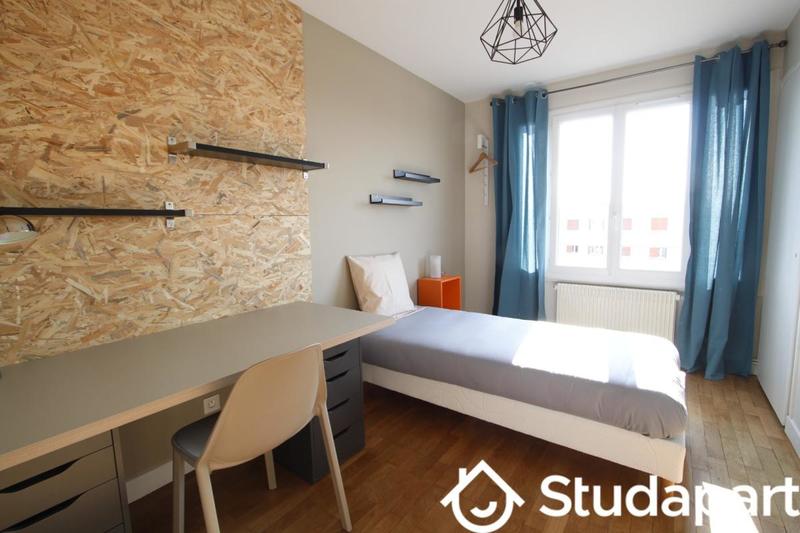 Chambre - 10 m² - 1 pièce