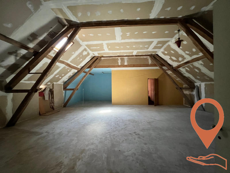 Maison ancienne - 221 m² - 6 pièces