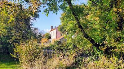 Maison en pierre - 171 m² - 6 pièces