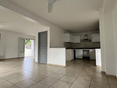 Maison - 107 m² - 5 pièces