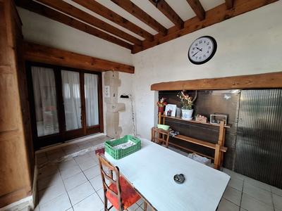 Maison - 288 m² - 10 pièces