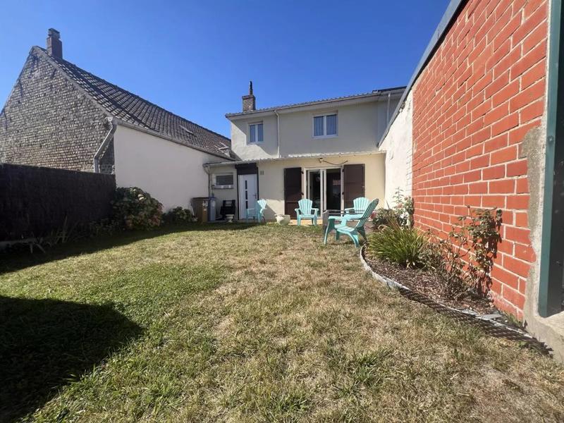 Maison - 99 m² - 5 pièces