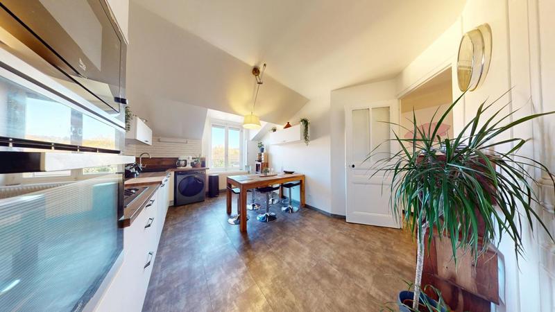 Appartement - 75 m² - 3 pièces