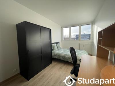 Chambre - 11 m² - 1 pièce