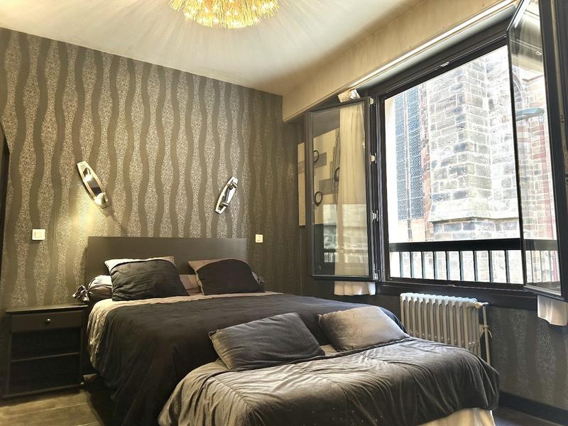 Appartement - 160 m² - 6 pièces