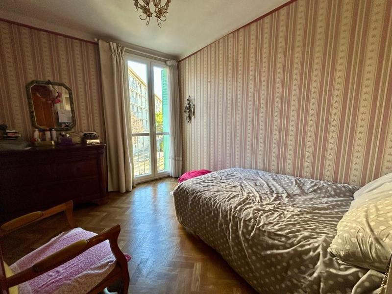 Appartement - 75 m² - 4 pièces