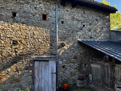 Maison - 200 m² - 3 pièces