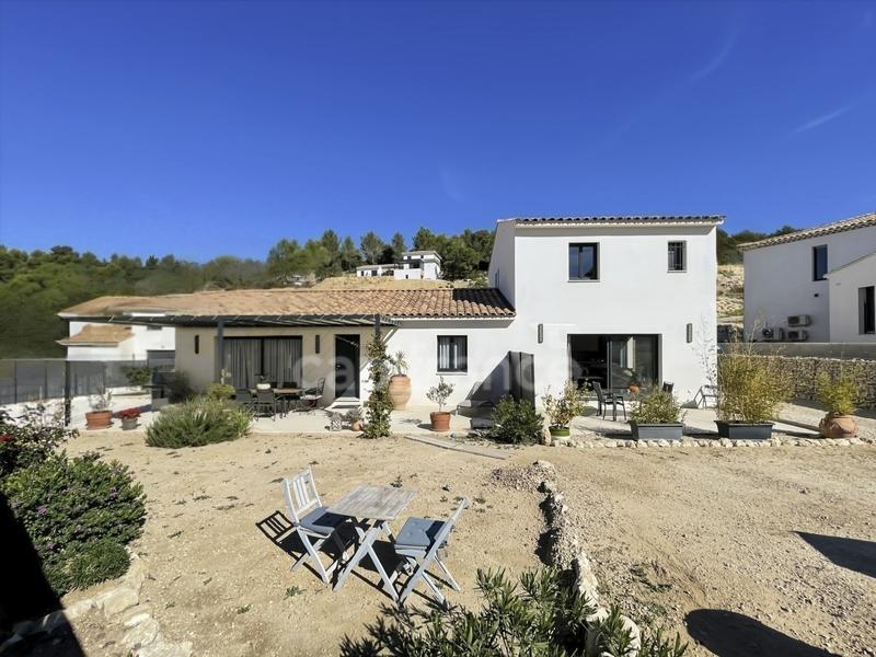 Maison - 165 m² - 6 pièces