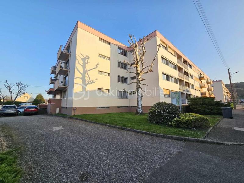 Appartement - 81 m² - 4 pièces