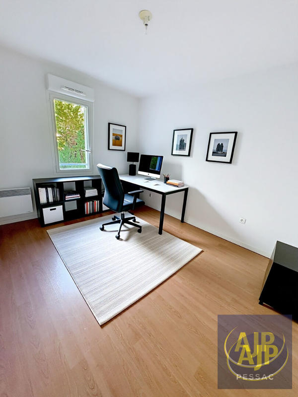 Appartement - 86 m² - 4 pièces