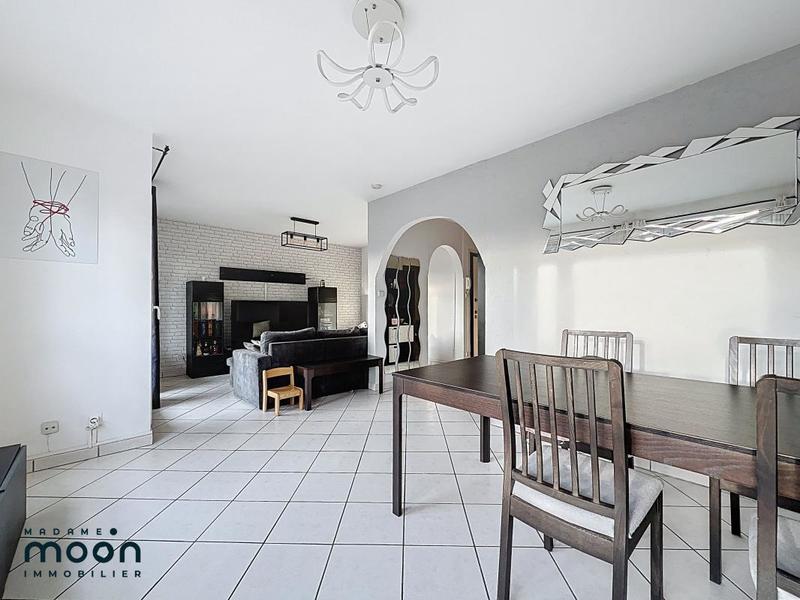 Appartement - 77 m² - 4 pièces