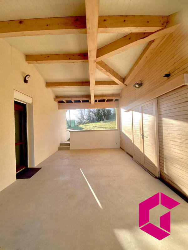 Maison - 174 m² - 5 pièces