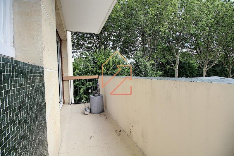 Studio - 98 m² - 4 pièces