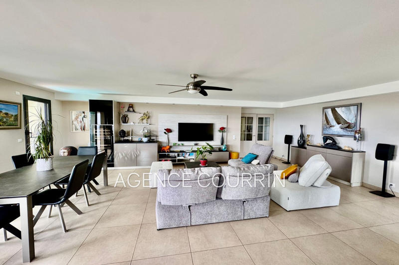 Appartement - 123 m² - 4 pièces