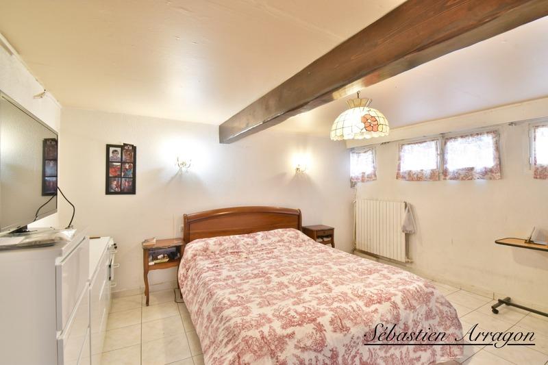 Maison - 229 m² - 8 pièces
