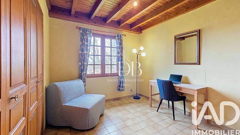 Maison - 176 m² - 7 pièces