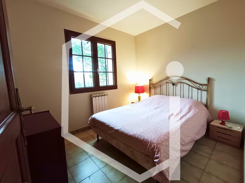 Maison - 155 m² - 9 pièces