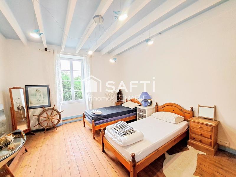 Maison - 500 m² - 18 pièces