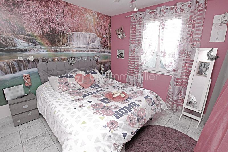 Villa - 102 m² - 3 pièces