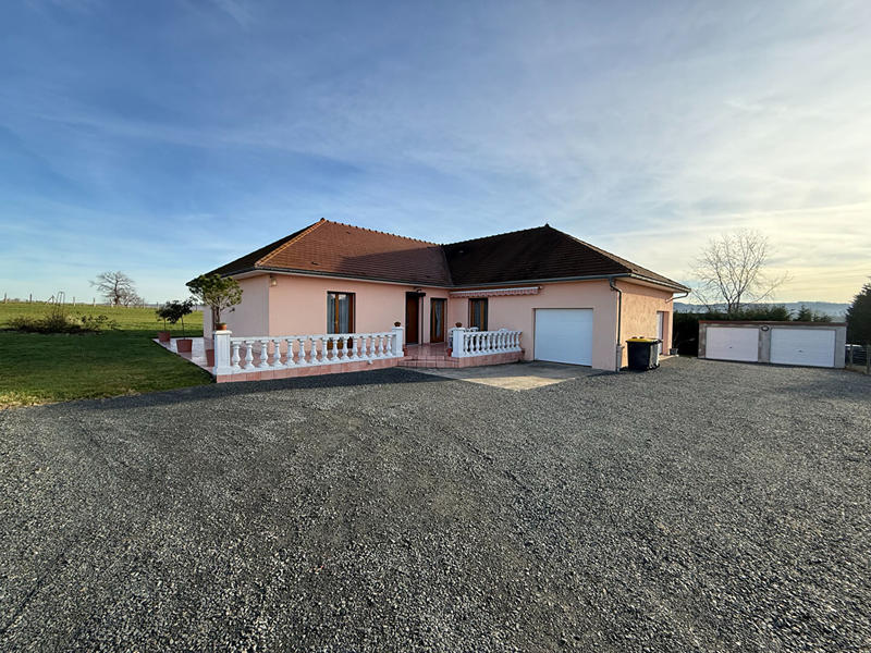 Maison - 152 m² - 7 pièces