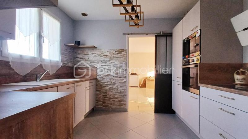 Maison - 126 m² - 6 pièces