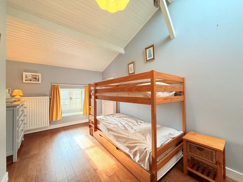 Maison - 238 m² - 5 pièces