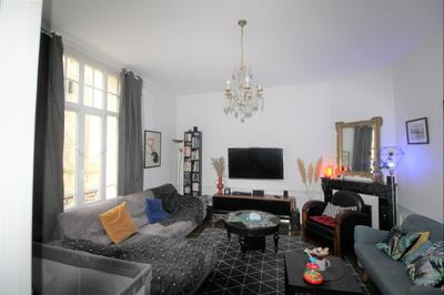 Appartement - 125 m² - 5 pièces