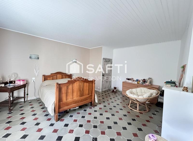 Maison - 200 m² - 5 pièces