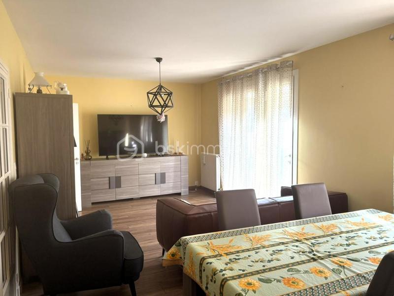 Maison traditionnelle - 110 m² - 6 pièces