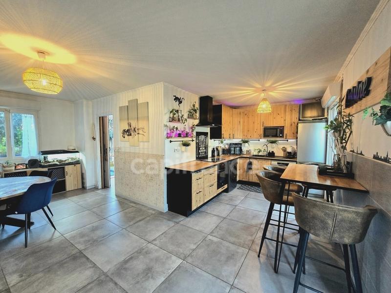 Maison - 107 m² - 4 pièces