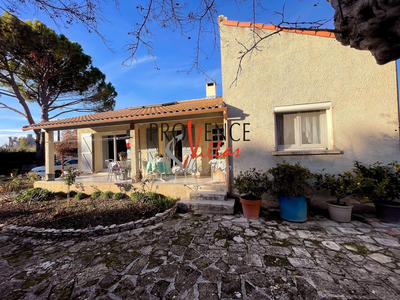 Maison - 88 m² - 5 pièces