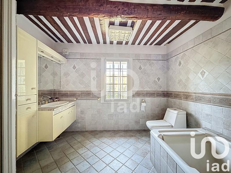 Maison - 355 m² - 6 pièces