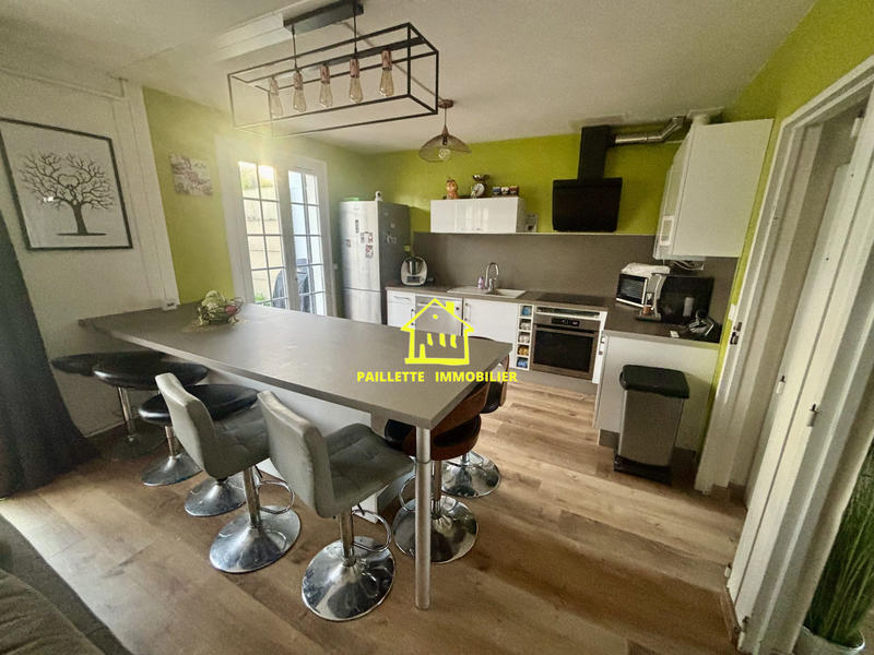 Maison - 94 m² - 5 pièces