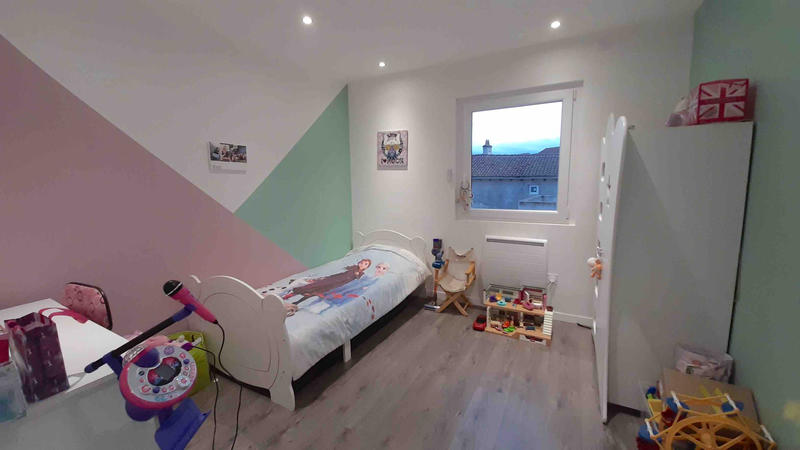 Appartement - 107 m² - 4 pièces