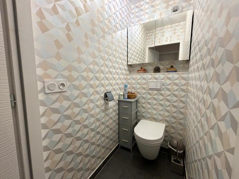 Appartement - 75 m² - 3 pièces