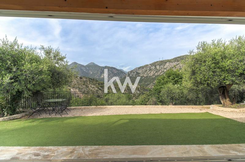 Maison - 167 m² - 5 pièces